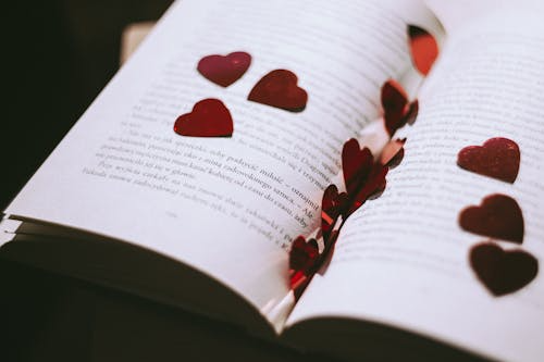 Valentine’s Day Books for the Whole Family (From Toddlers to Teens & Parents)