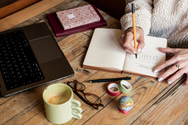 Back-to-Homeschool Planning & Organizational Tips for Homeschool Moms
